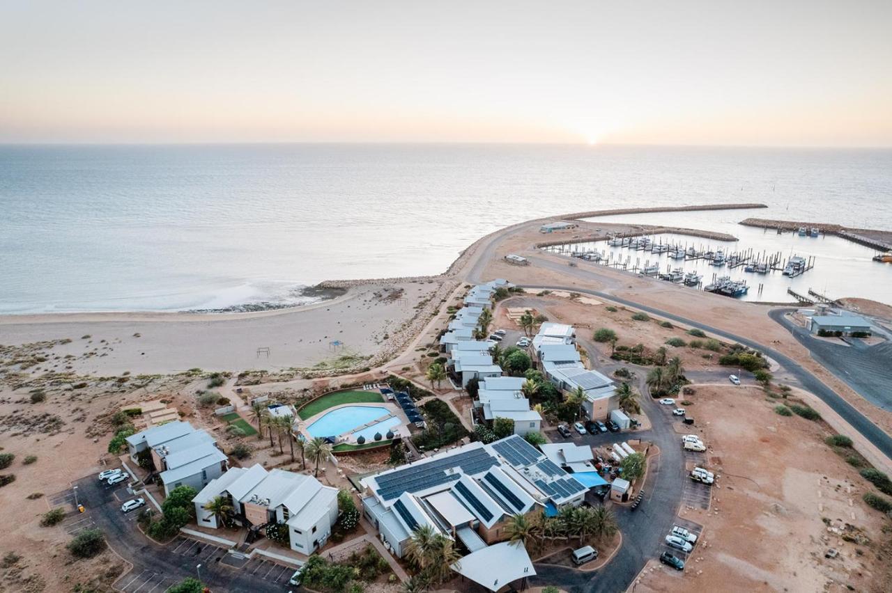 Mantarays Ningaloo Beach Resort Exmouth Bagian luar foto